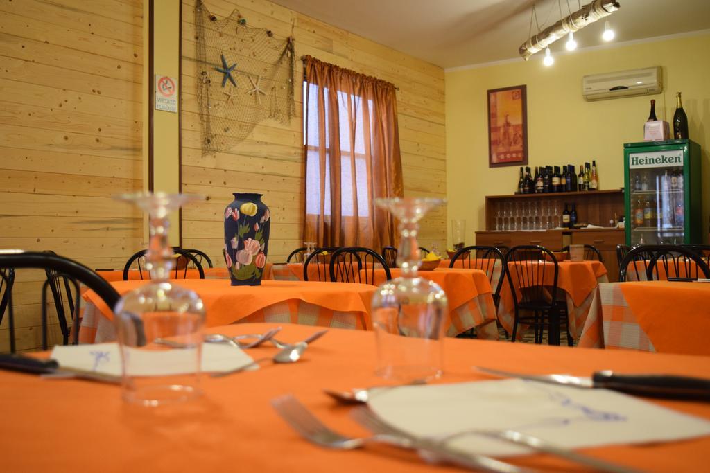 Hotel Ottavia Rimini Bagian luar foto
